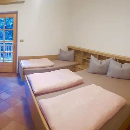 Villa Teresa سان لوغانو المظهر الخارجي الصورة