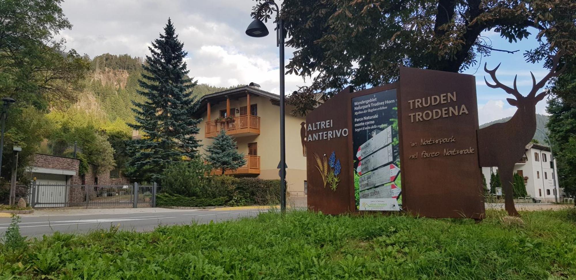 Villa Teresa سان لوغانو المظهر الخارجي الصورة